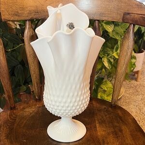 Gorgeous Vintage Fenton Milk Glass Swung Handkerchief Vase